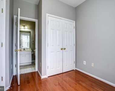 4281 S Capitol Street Sw - Photo Thumbnail 30