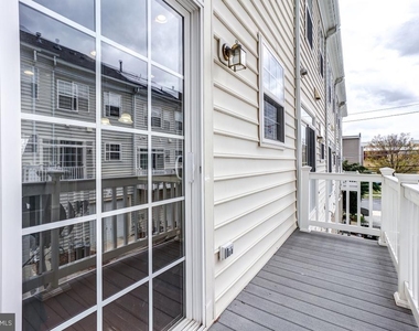 4281 S Capitol Street Sw - Photo Thumbnail 42