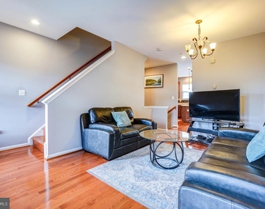 4281 S Capitol Street Sw - Photo Thumbnail 49