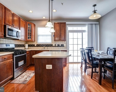 4281 S Capitol Street Sw - Photo Thumbnail 33