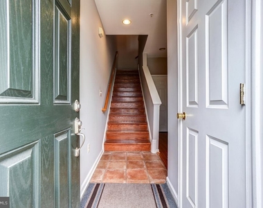 4281 S Capitol Street Sw - Photo Thumbnail 27