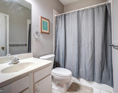 4281 S Capitol Street Sw - Photo Thumbnail 31