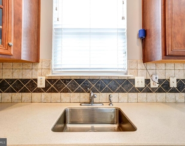 4281 S Capitol Street Sw - Photo Thumbnail 38
