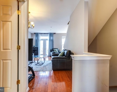 4281 S Capitol Street Sw - Photo Thumbnail 44