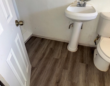 5405 Suez Street - Photo Thumbnail 11