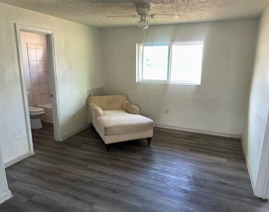 5405 Suez Street - Photo Thumbnail 7