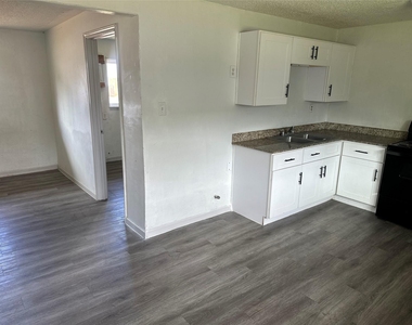 5405 Suez Street - Photo Thumbnail 4