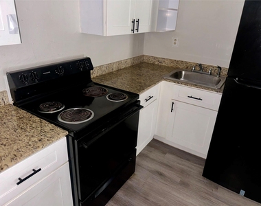 5405 Suez Street - Photo Thumbnail 5