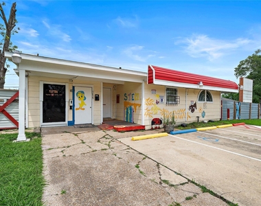 5639 Overdale Street - Photo Thumbnail 1