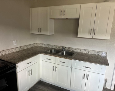 5409 Suez Street - Photo Thumbnail 2