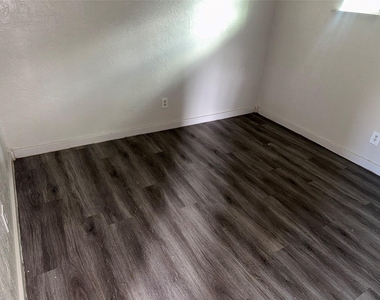 5409 Suez Street - Photo Thumbnail 11