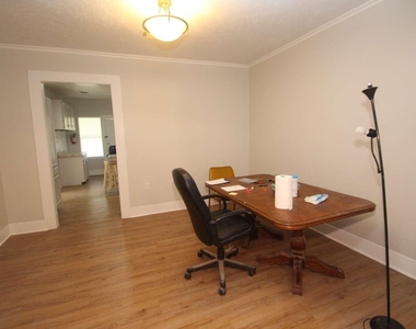 422 Tennessee Street - Photo Thumbnail 1