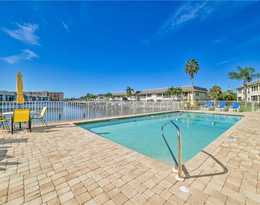 1936 Beach Parkway - Photo Thumbnail 2