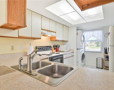 1936 Beach Parkway - Photo Thumbnail 10