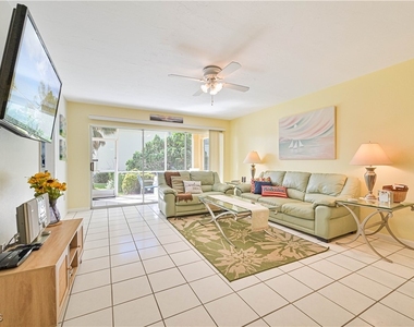 1936 Beach Parkway - Photo Thumbnail 12