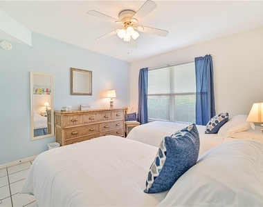 1936 Beach Parkway - Photo Thumbnail 17