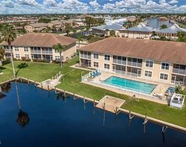 1936 Beach Parkway - Photo Thumbnail 6