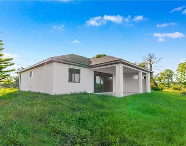 3340 Ne 19th Avenue - Photo Thumbnail 14