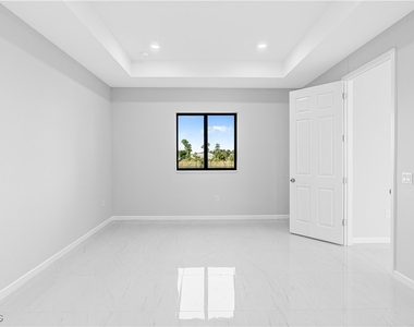 3340 Ne 19th Avenue - Photo Thumbnail 10