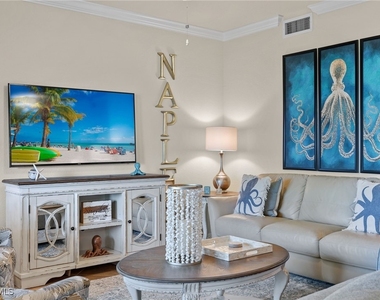 9826 Giaveno Circle - Photo Thumbnail 8