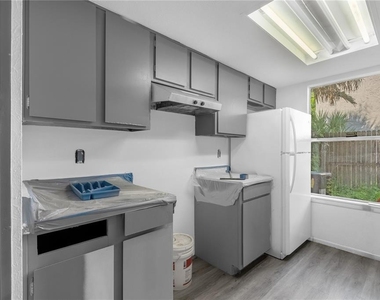 4025 Billingsgate Road - Photo Thumbnail 7