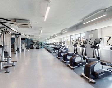 401 East 34th Street, Unit S14c - Photo Thumbnail 7
