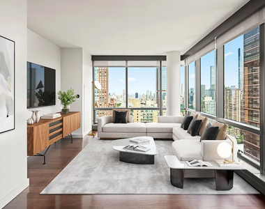  West 67th Street - Photo Thumbnail 1