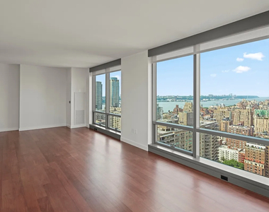  West 67th Street - Photo Thumbnail 2