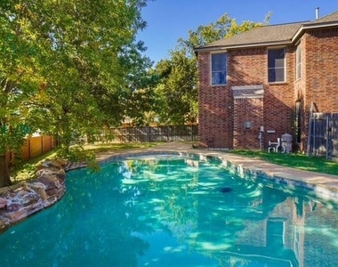 2741 Lynx Lane - Photo Thumbnail 33