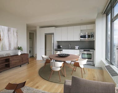 300 East 39th Street, Unit Phg - Photo Thumbnail 13