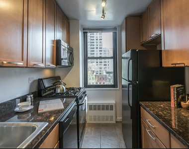 240 East 27th Street, Unit 10k - Photo Thumbnail 19