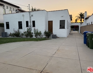 326 N La Jolla Avenue - Photo Thumbnail 63