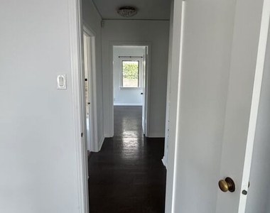 326 N La Jolla Avenue - Photo Thumbnail 27