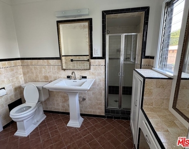 326 N La Jolla Avenue - Photo Thumbnail 30