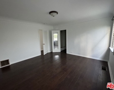 326 N La Jolla Avenue - Photo Thumbnail 42