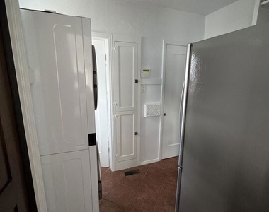 326 N La Jolla Avenue - Photo Thumbnail 17