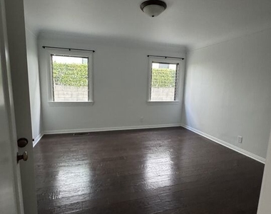 326 N La Jolla Avenue - Photo Thumbnail 41