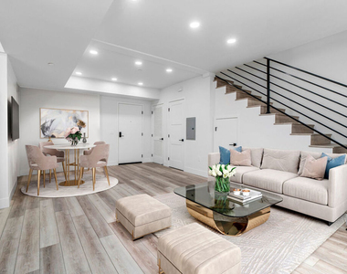 3632 S Keystone Avenue - Photo Thumbnail 1