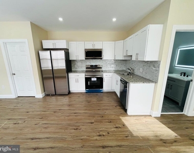 633 S 57th Street - Photo Thumbnail 9