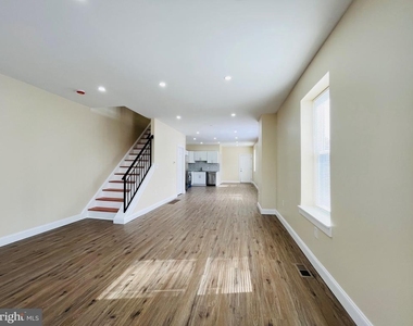 633 S 57th Street - Photo Thumbnail 4