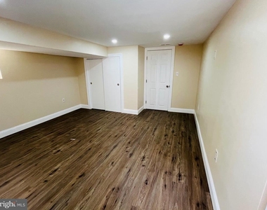 633 S 57th Street - Photo Thumbnail 14