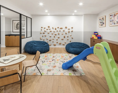 420 East 54th Street, Unit 1208 - Photo Thumbnail 19