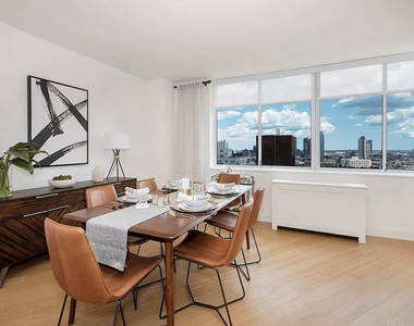 420 East 54th Street, Unit 0711 - Photo Thumbnail 2