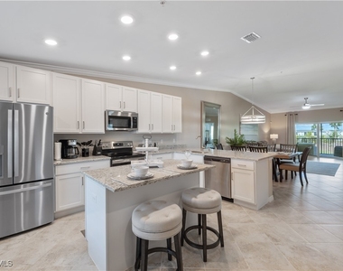 43041 Greenway Boulevard - Photo Thumbnail 5