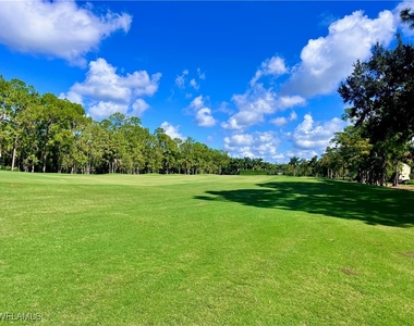 3685 Amberly Circle W - Photo Thumbnail 20