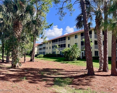 3685 Amberly Circle W - Photo Thumbnail 19
