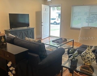 8670 Sw 97th Street - Photo Thumbnail 3
