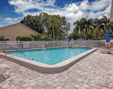7234 Eleanor Circle - Photo Thumbnail 27