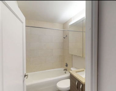 401 East 34th Street, Unit N10l - Photo Thumbnail 3