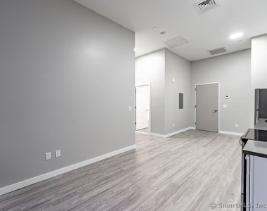 333 State Street - Photo Thumbnail 4